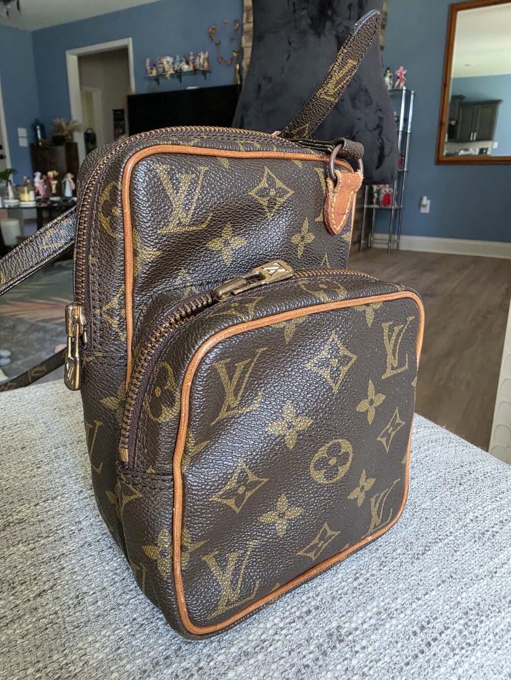 Authentic Louis Vuitton Brown Monogram Canvas Mini Amazon Crossbody Bag